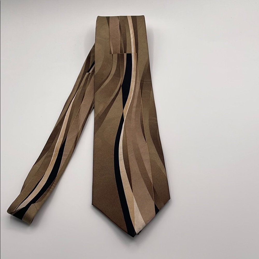 05.31.25_24_Milano Moda Tan and Brown Tie